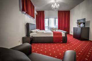Отель Hotel Elisabeta Бухарест Люкс с 2 спальнями-6