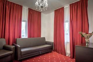 Отель Hotel Elisabeta Бухарест Люкс с 2 спальнями-1